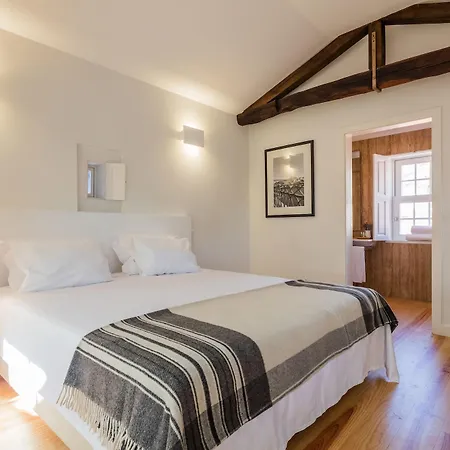 Aparthotel River 4*